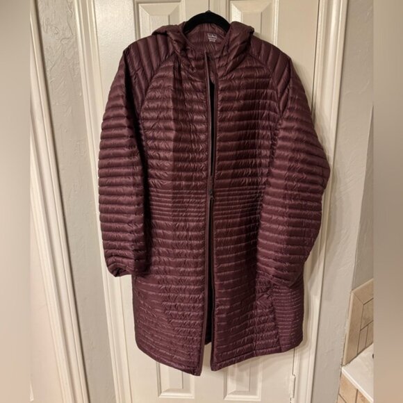 L.L.Bean Ultralight 850 Down Sweater Coat 2X in Black Plum - Picture 2 of 10